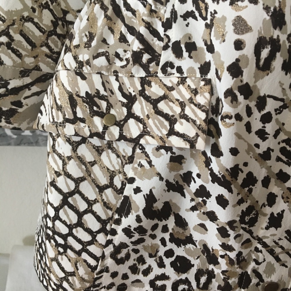 Chico’s Zenergy Tribal Print Blazer Sz M - Picture 4 of 16